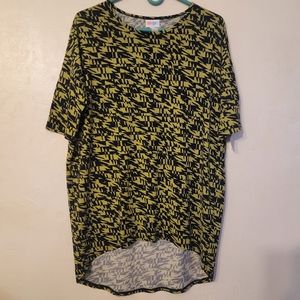 LulaRoe Irma Black Green Geometric Shirt NWT Women's XS Tunic Short Sleeve Top